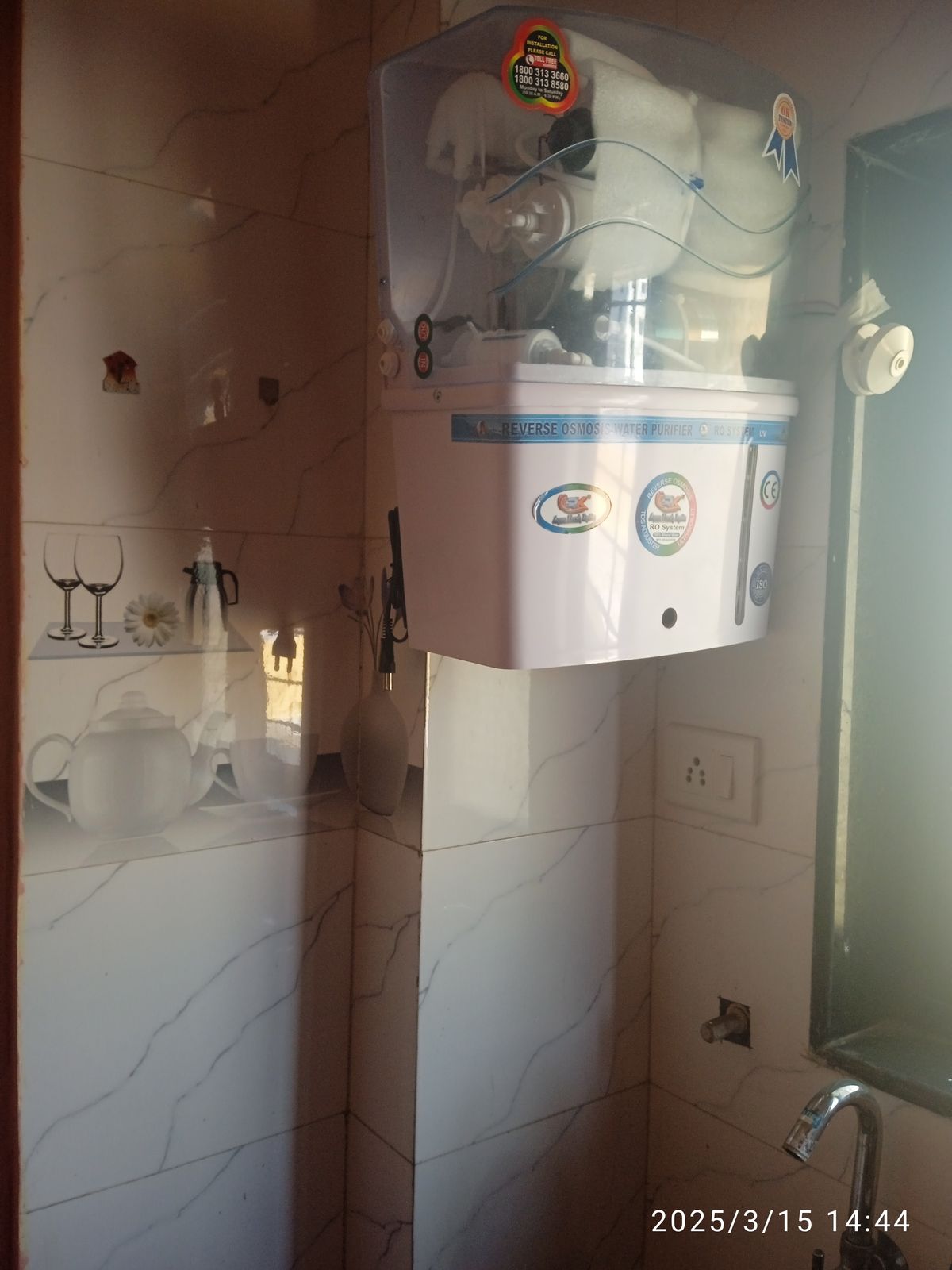RO water filter providing clean drinking water